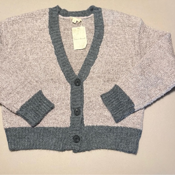 NWT Hem & Thread Cropped Lavender and Gray Button-Up Sweater - Picture 2 of 5